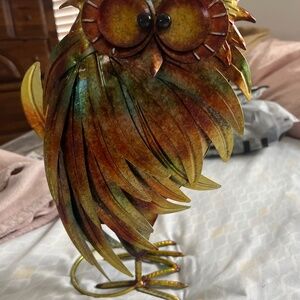Multicolor owl
